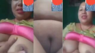 Chubby milf exposes her naked body during video call sex