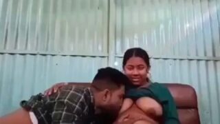 Pervert sucks big boobs and enjoys Bangla chuda chudi
