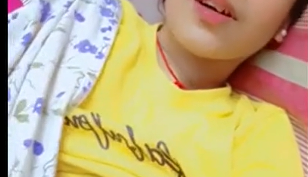 Beautiful Cute Sexy Gf Feeling Horny updates