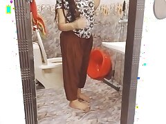 Desi Fat Step Daddy Caught Peeping On His Step Daughter In Shower Gets Sex