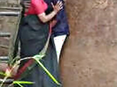 Multiple couples indulge in hidden camera action in Kerala lover spot