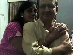 Desi sexy fucking with her husband best friend video