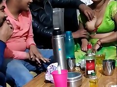 Beautiful prostitute wid local Guys