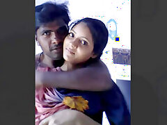 Desi Girl loves sucking Miss