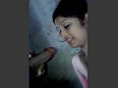 Desi Girl hot Blowjob to Lover in bathroom with talking Must Watch