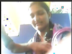 A college girl from Lucknow indulges in some cafe action