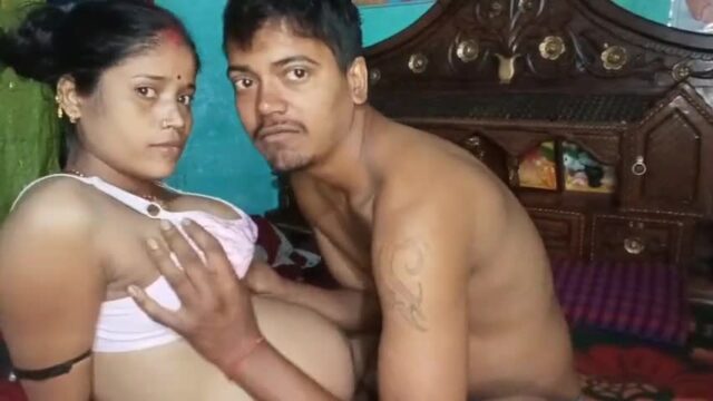 Hot pregnant fucked sucking and fucking with husband pregnant sex video