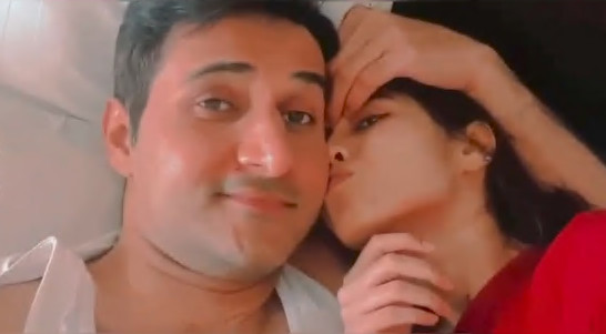 Hot indian couple sucking nd Fucking multiple clips couple sex video
