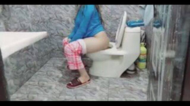 Punjabi Bhabi Peeing and Bathing capture bhabhi sex video
