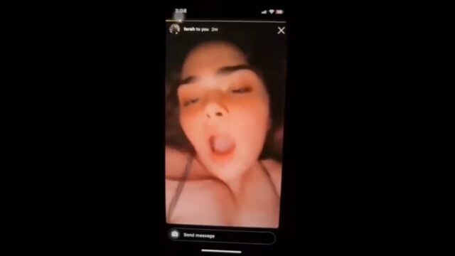 Sexy Horny Girlfriend Showing Nude Fingering And Inserting Cucumber In Pussy nude sex video