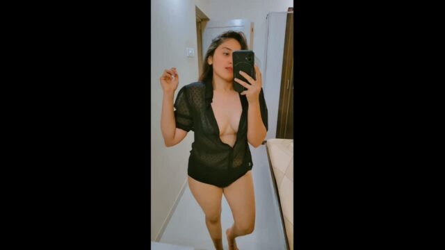 Beautiful Sexy Indian Mal Showing Teasing Videos teasing sex video