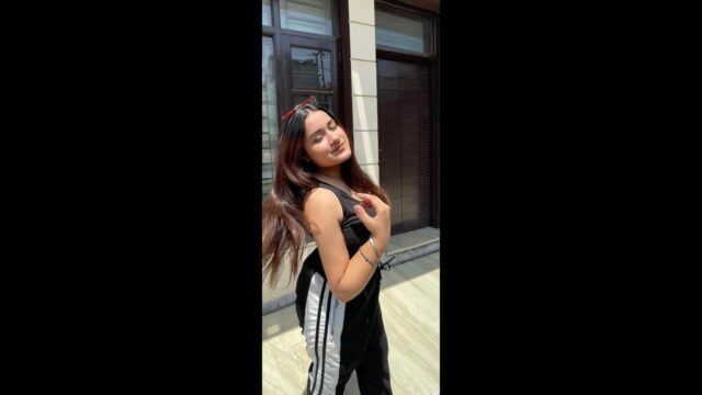 Desi Sexy Super hot babe desi sex video