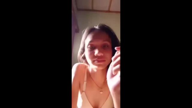 Slim Horny Gf Asshole Showing and Fingering asshole sex video