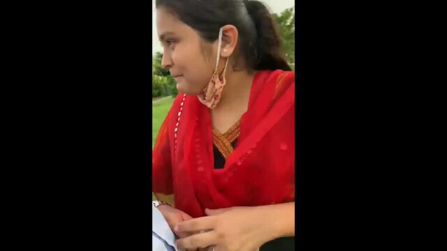 Cute bhabhi sucking dick in park dick sex video