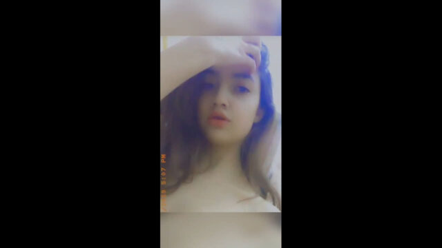 Cute Snapchat Girl Showing cute sex video