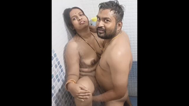 SUPERSEXY BHABHI GETTING POUNDED AND BLOWJOB IN SHOWER shower sex video