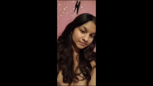 Sexy Gf Showing Her Round Ass showing sex video