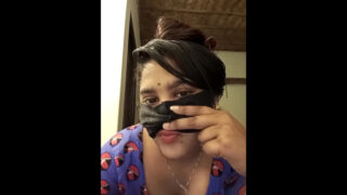 Puspita Boobs Sho, Lip Show for 1st time