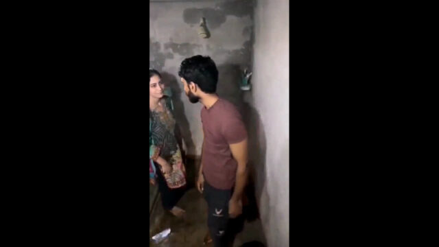 Paki babe Fucking in bathroom update babe sex video