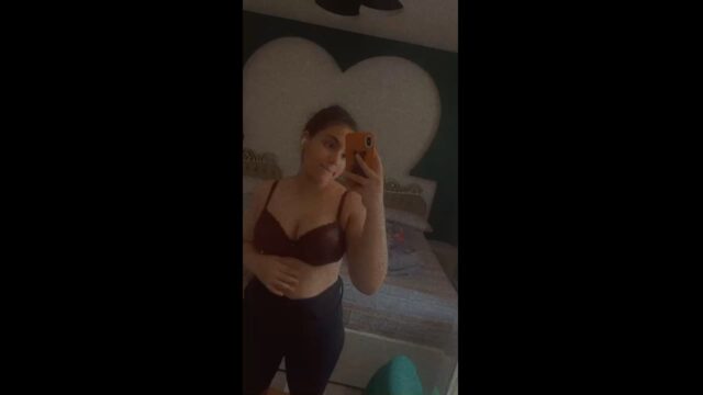 Chubby Girlfriend Showing Nude nude sex video