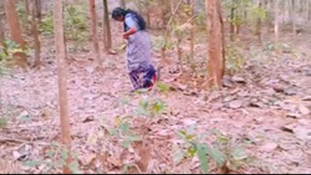 Telugu Randi Fucked in Forest telugu sex video