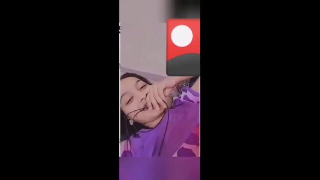 Cute Teen Showing Boobs & Pussy in Video Call cute sex video