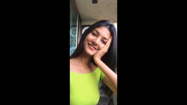 Beautiful Sexy Indian Gf Nude With Lover nude sex video