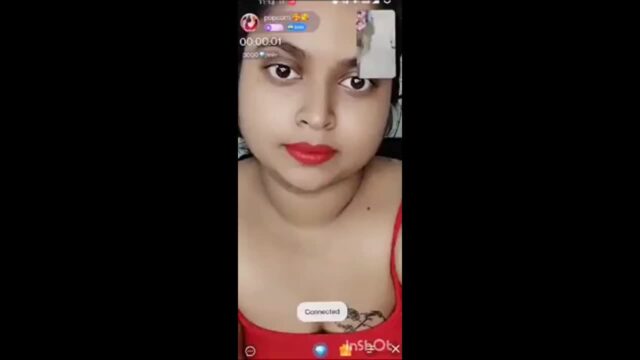 popcorn Showing Boobs on Chamet Live with Face live sex video