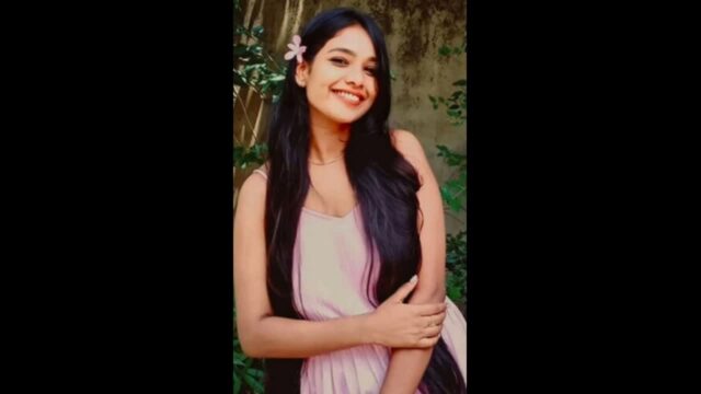 Desi Babe inserting Vibrator in Her Ass desi sex video