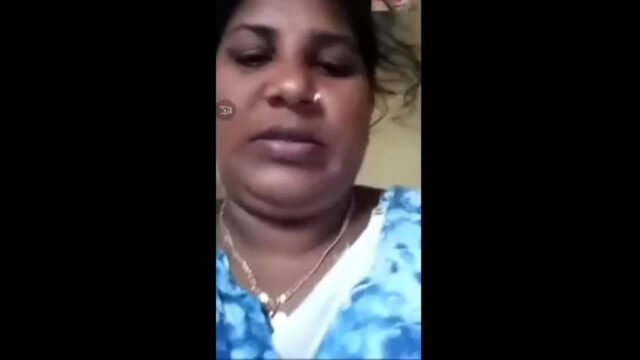 Mature Bhabi Showing Boobs & Pussy on Video Call showing sex video
