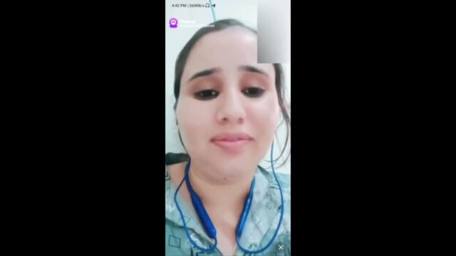 muskan Showing Boobs & Pussy on Chamet Live live sex video