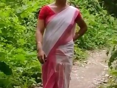 Assamee Budis Sensual Licking of Her Partner in the Wild