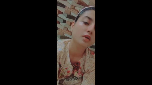 Bong Model Anurima Banik Nude Pussy and Asshole Show and Takes A Piss