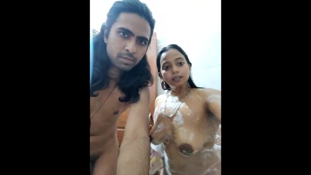 marla143tyler Bathing Full Naked & Pissing on TICKET Show pissing sex video