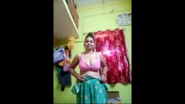 Bihari Priya Bhabhi Showing Nude n Fingering nude sex video