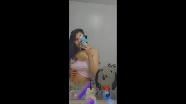 Beautiful Sexy Gf Showing Fingering showing sex video