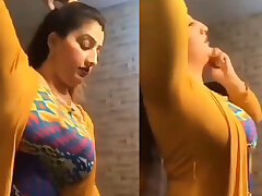 Desi dewar recording her bhabhi while she dress up