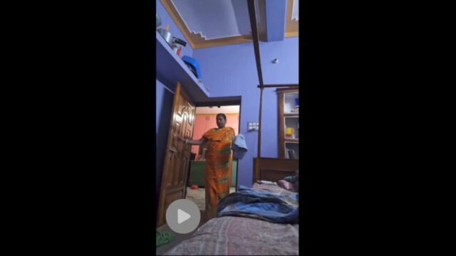 Desi Aunty Changing desi sex video