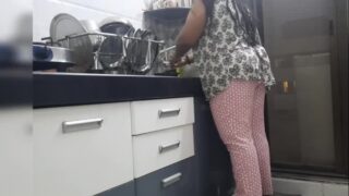 Suspecting husband kept secret camera in kitchen and caught wife’s sex with neighbour