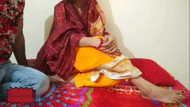 Soteli Maa Nikali Ex-girlfriend Patak-patak Kar Choda