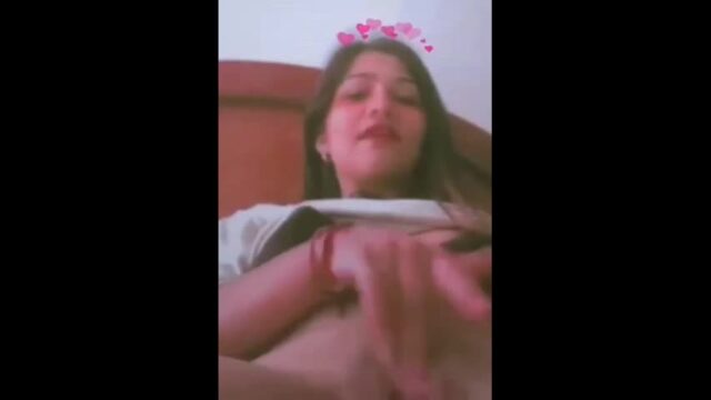 Sexy Girlfriend Outdoor Fucking And Showing Nude Part 2 nude sex video