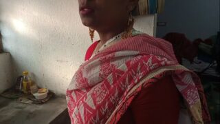 Sasur Ne Bahu Se Bola Pith Pe Oil Laga