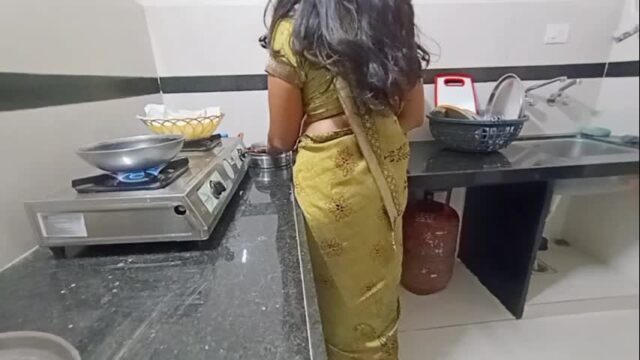 Sabji to Banane Do Muze Fir Jitana Chahe Chodalo