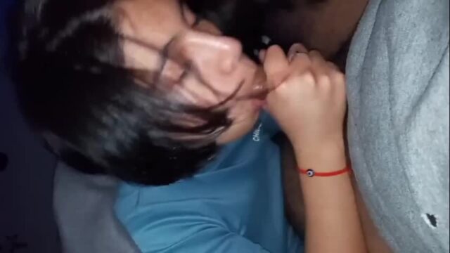 HORNY SLUT GIVING PLEASURE TO LOVER giving sex video