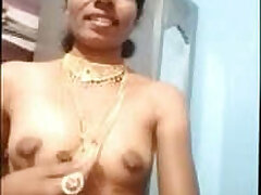 Telugu aunty in traditional jewels showing her boobs and pussy