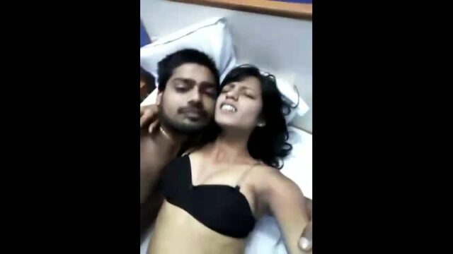 Extremely Cute Young Girl Painful Fucking with Lover in Hotel Loud Moaning Hindi Talk Part 2 loud sex video