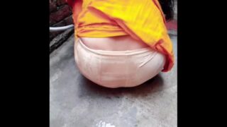 Devar ne muje apne dost se chudwaya
