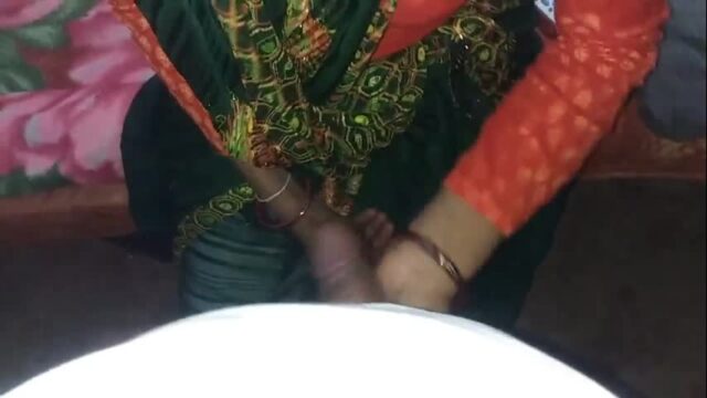 Desi Village Wife Sucking and Doggy Style Fucking New Update desi sex video