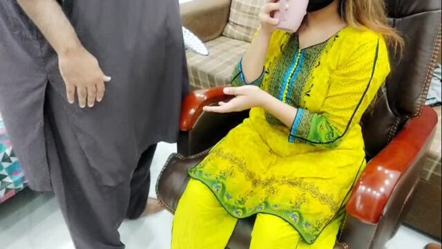 Desi Office Madam Drinking Sperm With Coffee Of Office Boy