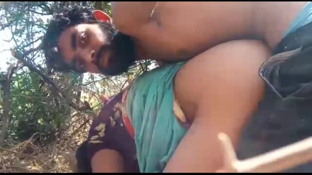 Desi Lover OutDoor Fucking lover sex video